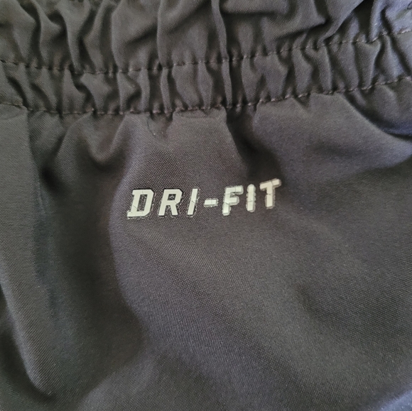 Nike Womens Dri-Fit Running Athletic Shorts Black Pink Size: Medium. - Picture 5 of 9